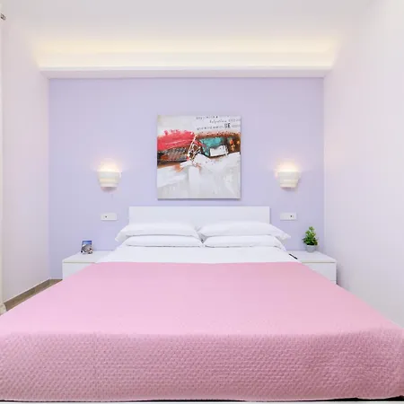 Domus Sirenum - Teles * Сорренто